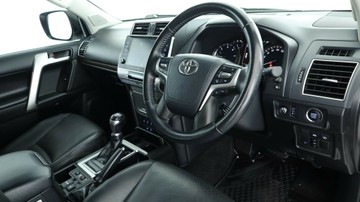https://vehicle-cdn.autoleague.cloud/3881_1105606_6.jpg