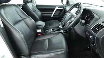https://vehicle-cdn.autoleague.cloud/3881_1105606_7.jpg
