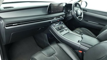 https://vehicle-cdn.autoleague.cloud/3881_1105607_17.jpg