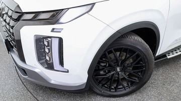 https://vehicle-cdn.autoleague.cloud/3881_1105607_24.jpg