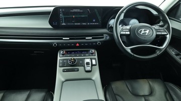 https://vehicle-cdn.autoleague.cloud/3881_1105607_26.jpg