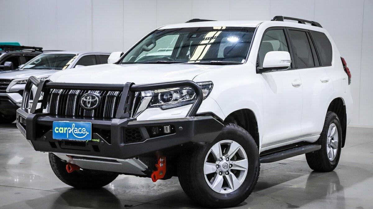 Toyota Landcruiser Prado image 1