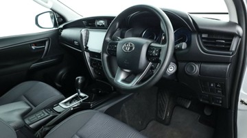 https://vehicle-cdn.autoleague.cloud/3881_1105630_6.jpg