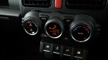 https://vehicle-cdn.autoleague.cloud/3881_1105637_25.jpg