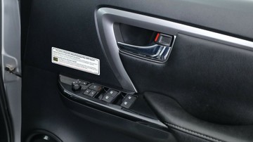 https://vehicle-cdn.autoleague.cloud/3881_1105639_22.jpg
