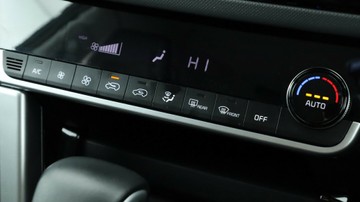 https://vehicle-cdn.autoleague.cloud/3881_1105641_21.jpg