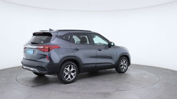 https://vehicle-cdn.autoleague.cloud/3881_1105641_9.jpg