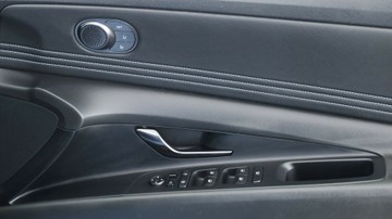 https://vehicle-cdn.autoleague.cloud/3881_1105647_14.jpg