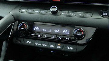 https://vehicle-cdn.autoleague.cloud/3881_1105647_22.jpg