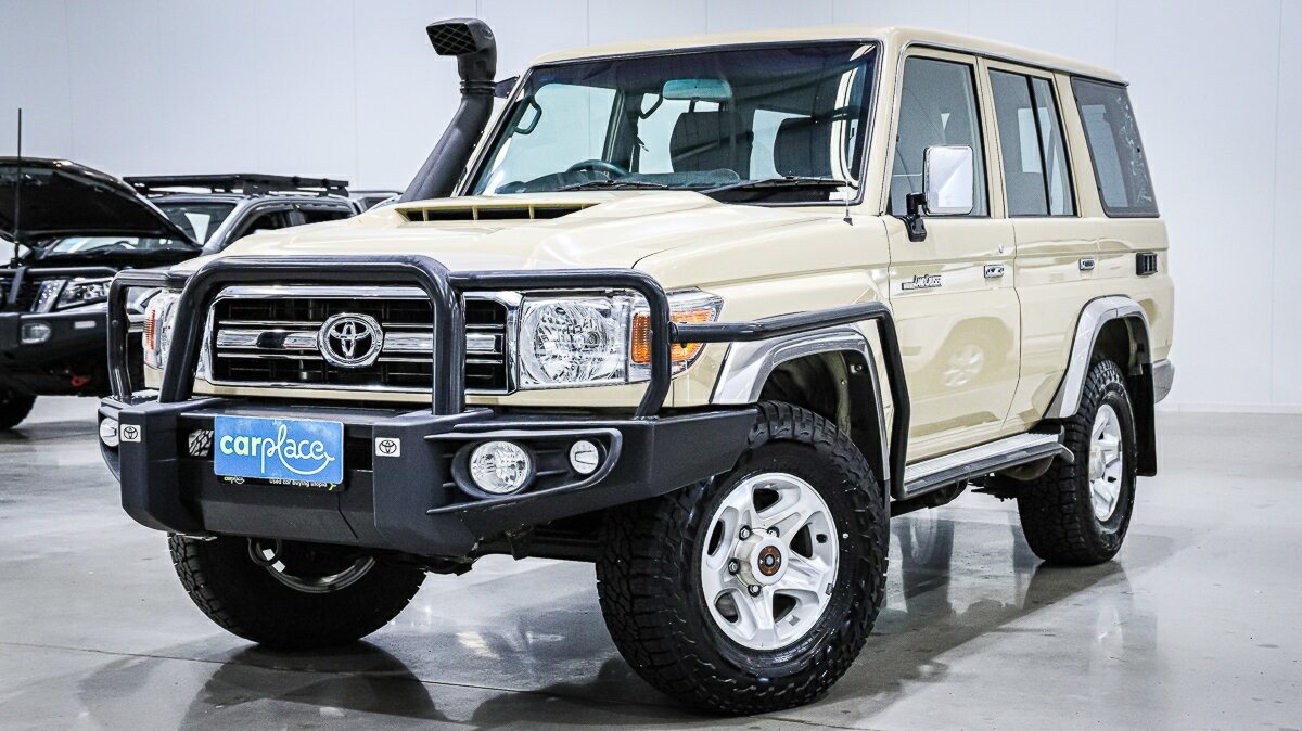 Toyota Landcruiser image 1