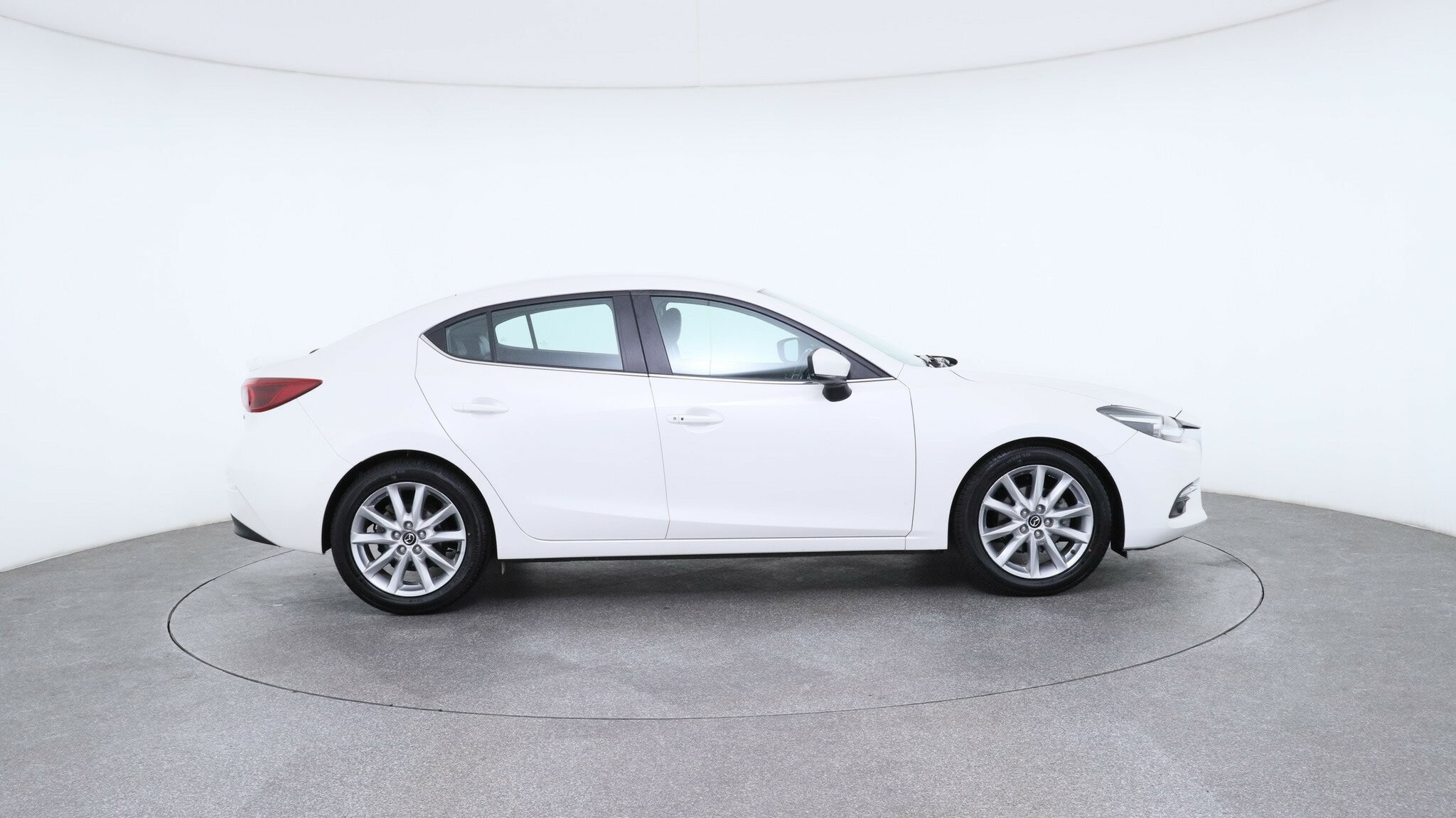 Mazda 3 image 4