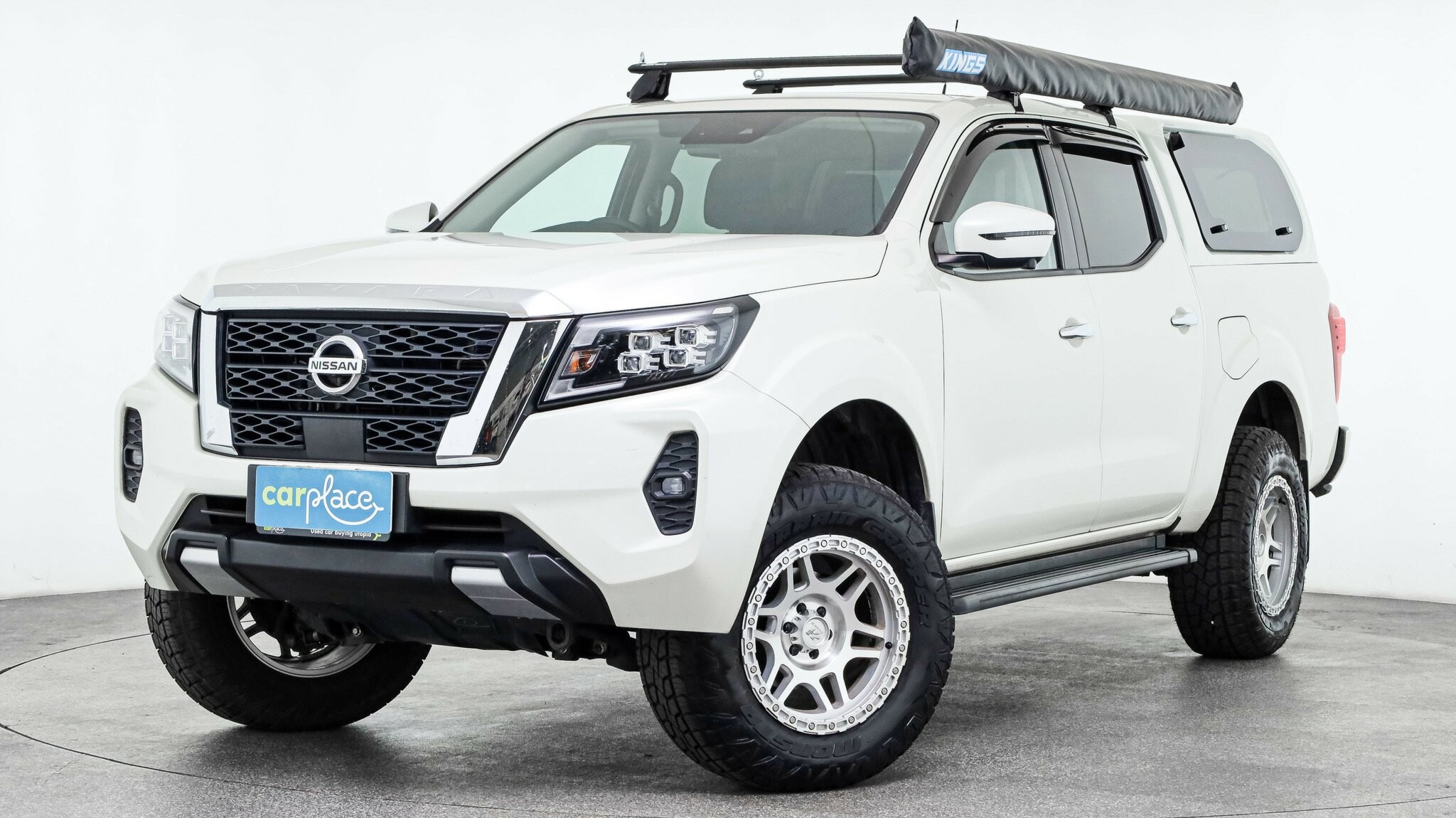 Nissan Navara image 1