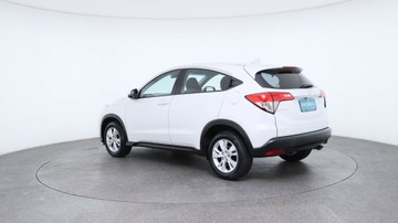 https://vehicle-cdn.autoleague.cloud/3881_1105662_12.jpg