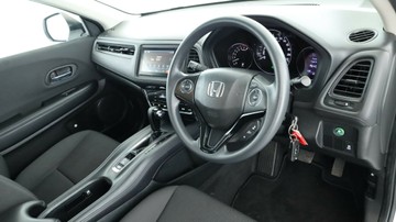 https://vehicle-cdn.autoleague.cloud/3881_1105662_6.jpg