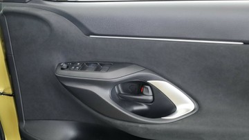 https://vehicle-cdn.autoleague.cloud/3881_1105666_13.jpg