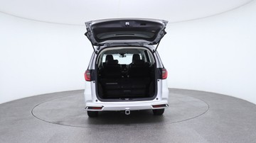 https://vehicle-cdn.autoleague.cloud/3881_1105679_13.jpg