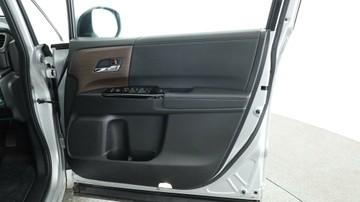 https://vehicle-cdn.autoleague.cloud/3881_1105679_22.jpg