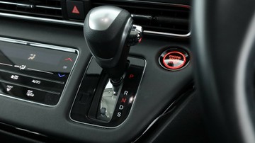 https://vehicle-cdn.autoleague.cloud/3881_1105679_32.jpg
