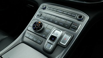 https://vehicle-cdn.autoleague.cloud/3881_1105686_30.jpg