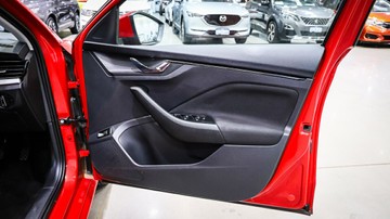 https://vehicle-cdn.autoleague.cloud/3881_1105688_16.jpg