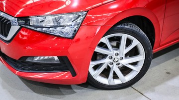 https://vehicle-cdn.autoleague.cloud/3881_1105688_18.jpg
