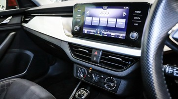 https://vehicle-cdn.autoleague.cloud/3881_1105688_25.jpg