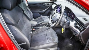 https://vehicle-cdn.autoleague.cloud/3881_1105688_6.jpg