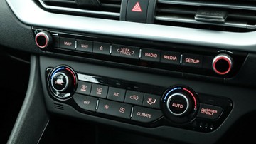 https://vehicle-cdn.autoleague.cloud/3881_1105703_28.jpg