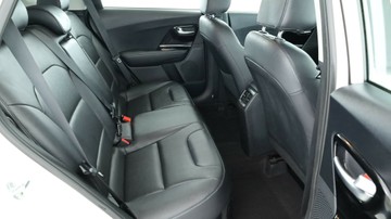 https://vehicle-cdn.autoleague.cloud/3881_1105703_8.jpg