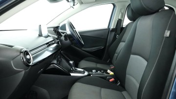 https://vehicle-cdn.autoleague.cloud/3881_1105711_15.jpg