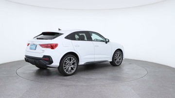 https://vehicle-cdn.autoleague.cloud/3881_1105714_9.jpg