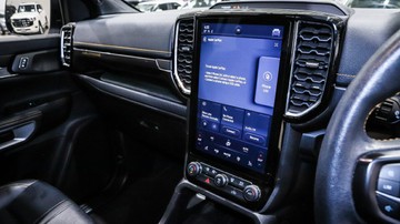 https://vehicle-cdn.autoleague.cloud/3881_1105718_25.jpg