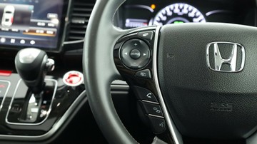 https://vehicle-cdn.autoleague.cloud/3881_1105724_26.jpg