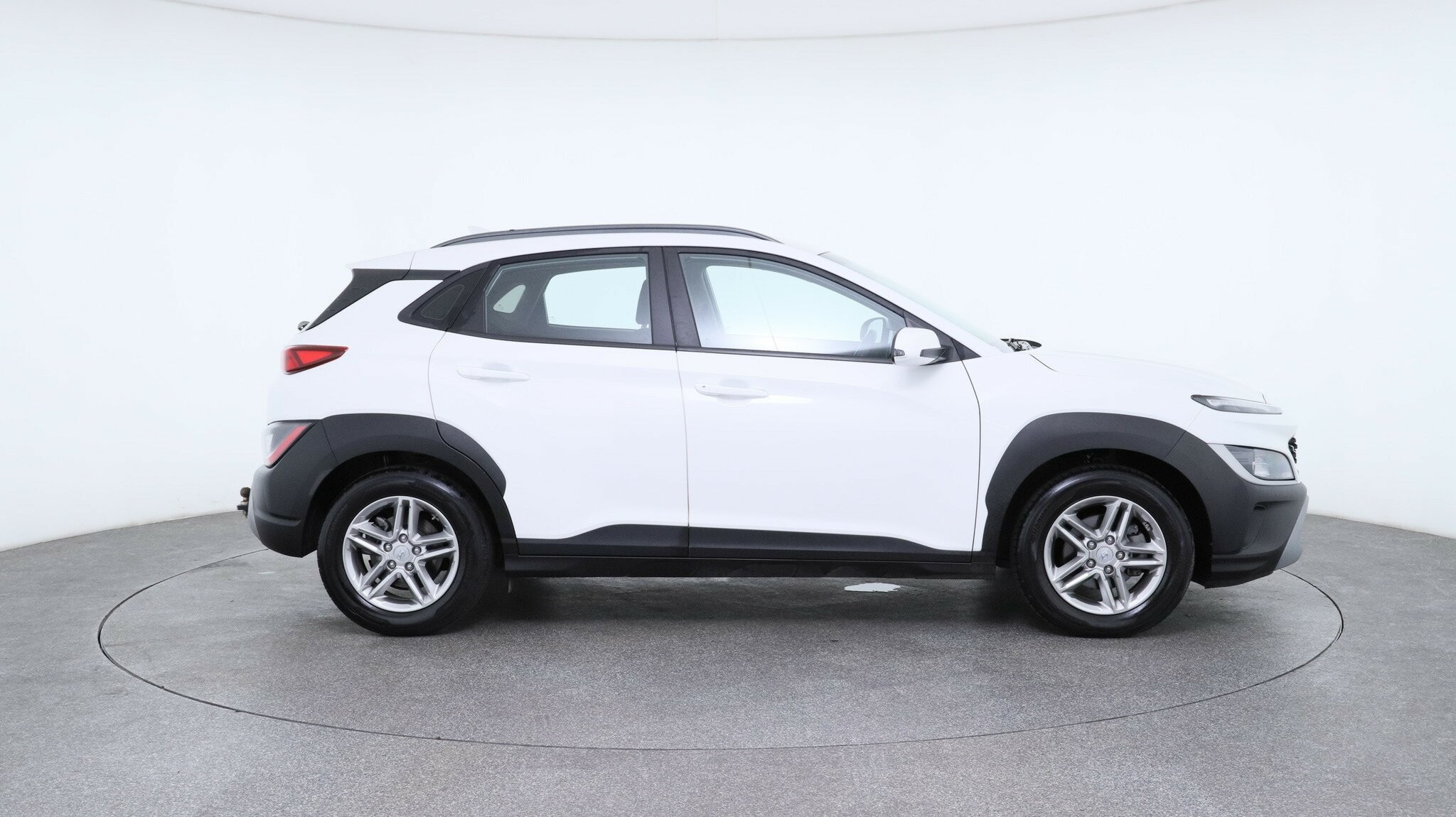 Hyundai Kona image 4