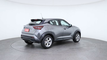 https://vehicle-cdn.autoleague.cloud/3881_1105740_9.jpg
