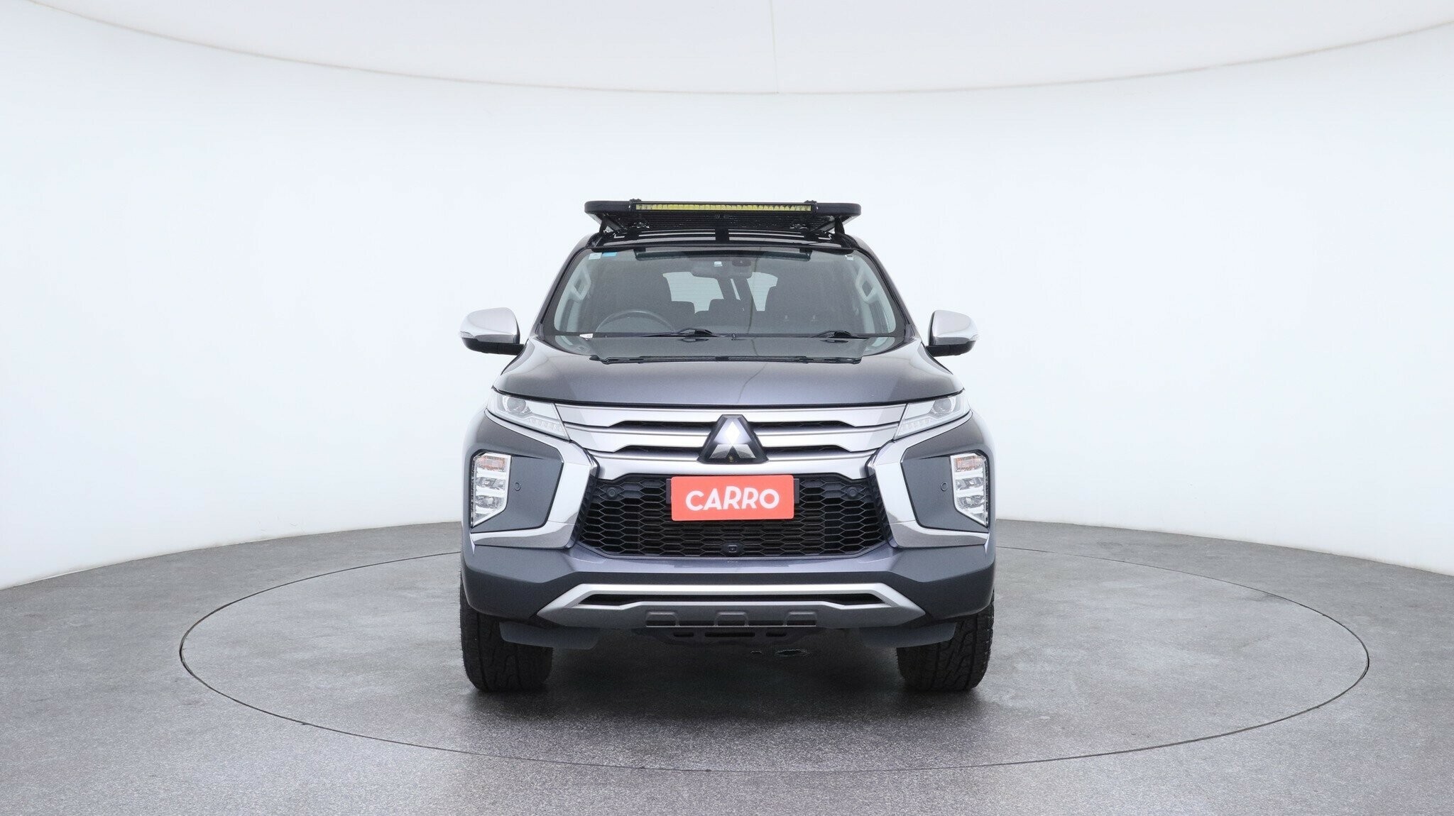 Mitsubishi Pajero Sport image 4