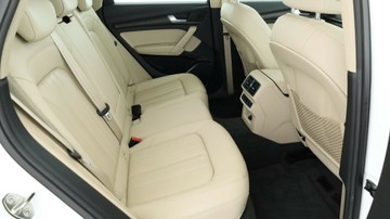 https://vehicle-cdn.autoleague.cloud/3881_1105749_8.jpg