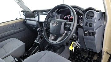 https://vehicle-cdn.autoleague.cloud/3881_1105755_15.jpg