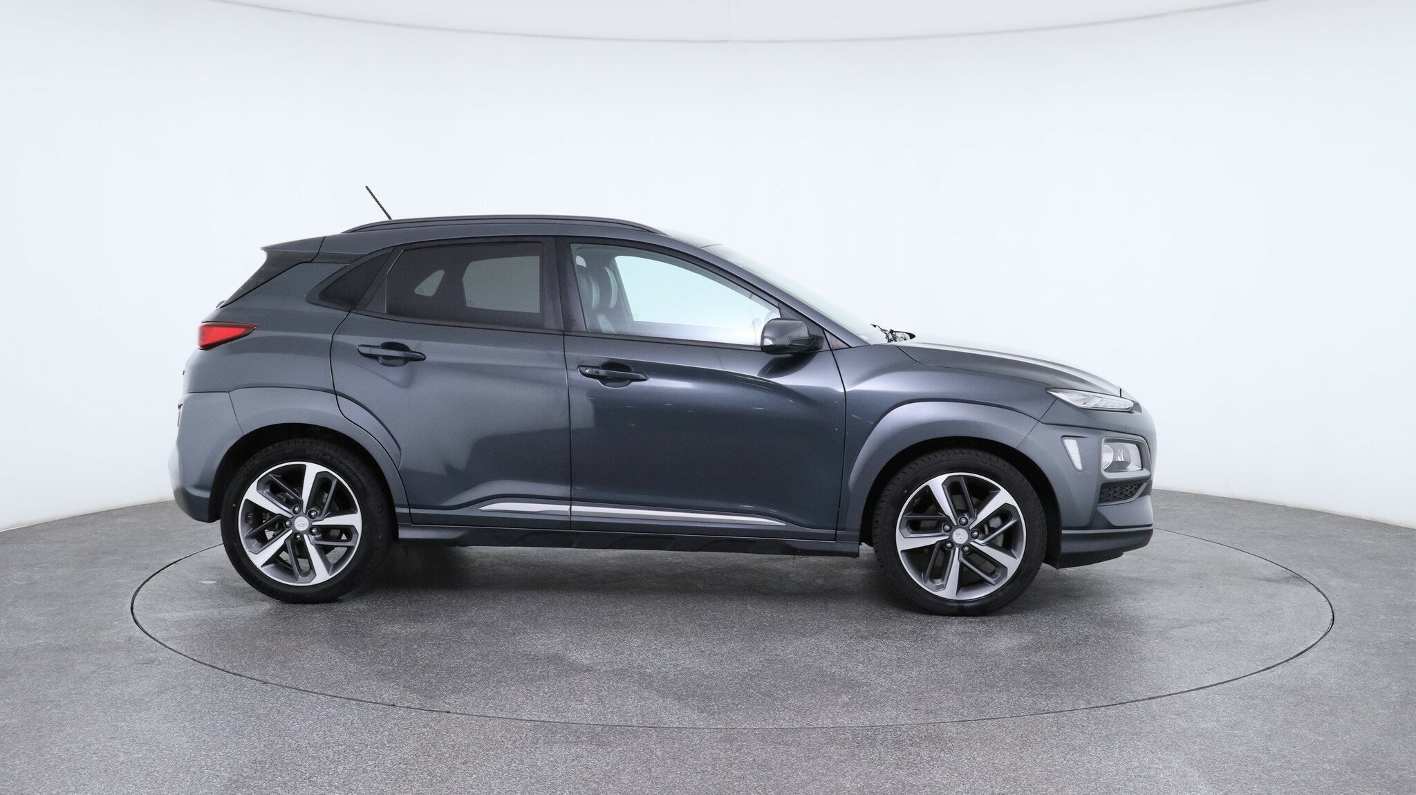 Hyundai Kona image 4