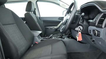 https://vehicle-cdn.autoleague.cloud/3881_1105764_7.jpg