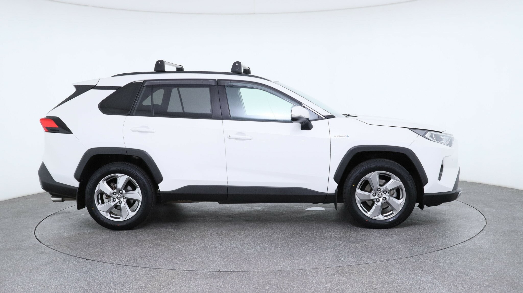Toyota Rav4 image 4