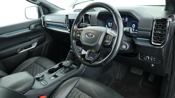 https://vehicle-cdn.autoleague.cloud/3881_1105766_6.jpg