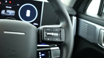 https://vehicle-cdn.autoleague.cloud/3881_1105768_26.jpg