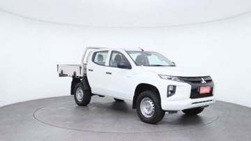 https://vehicle-cdn.autoleague.cloud/3881_1105773_5.jpg