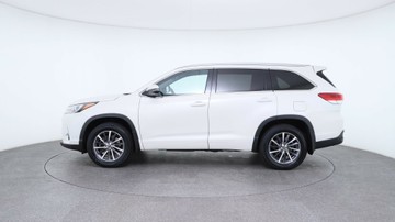 https://vehicle-cdn.autoleague.cloud/3881_1105775_14.jpg