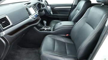 https://vehicle-cdn.autoleague.cloud/3881_1105775_16.jpg