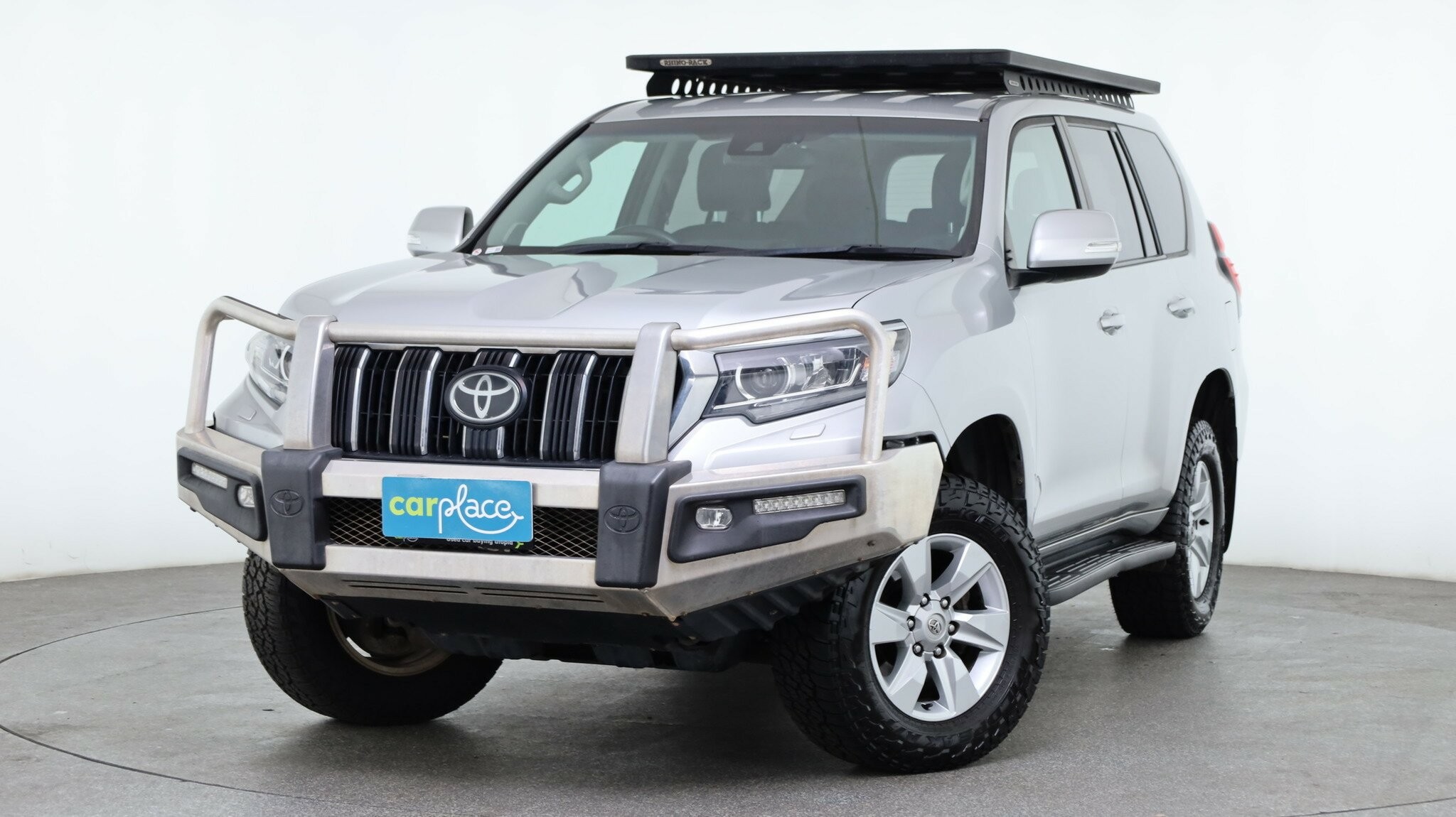Toyota Landcruiser Prado image 2