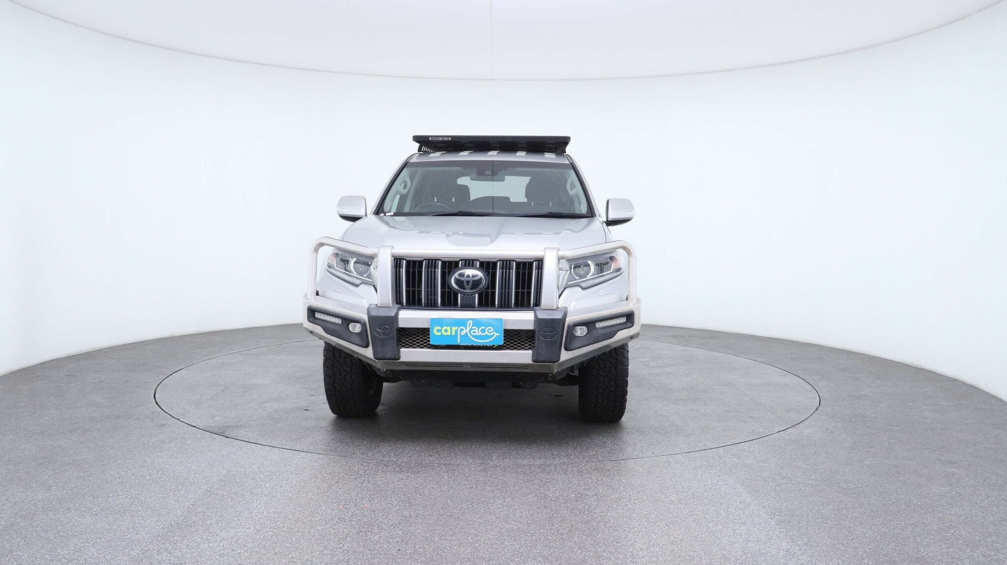 Toyota Landcruiser Prado image 4