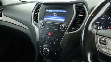 https://vehicle-cdn.autoleague.cloud/3881_1105782_27.jpg