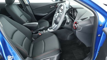https://vehicle-cdn.autoleague.cloud/3881_1105783_7.jpg